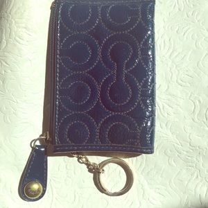 Coach keychain pouch In blue patent leather sig C
